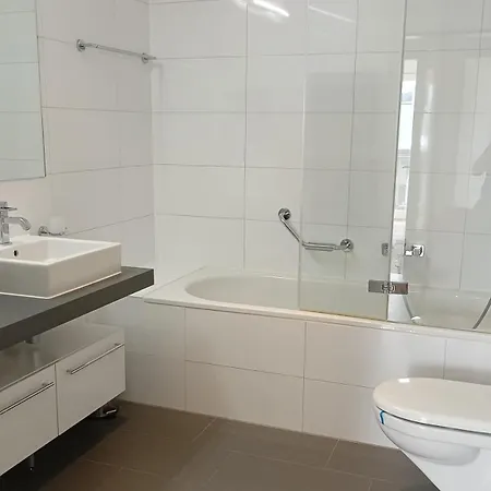 Luxury Penthouse 4 Bedroom 8 Min Walk To Wef Appartement