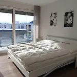 Apartment Luxury Penthouse 4 Bedroom 8 Min Walk To Wef *