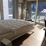 Luxury Penthouse 4 Bedroom 8 Min Walk To Wef Apartment