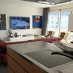 Apartment Luxury Penthouse 4 Bedroom 8 Min Walk To Wef