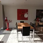 Luxury Penthouse 4 Bedroom 8 Min Walk To Wef Apartment