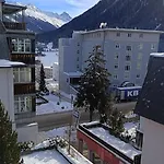 Apartment Luxury Penthouse 4 Bedroom 8 Min Walk To Wef *
