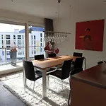 Luxury Penthouse 4 Bedroom 8 Min Walk To Wef Apartment