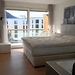 Luxury Penthouse 4 Bedroom 8 Min Walk To Wef *