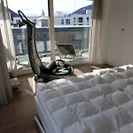Luxury Penthouse 4 Bedroom 8 Min Walk To Wef Apartment Davos