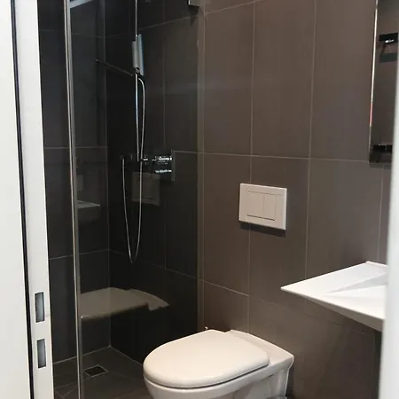 Daire Luxury Penthouse 4 Bedroom 8 Min Walk To Wef Ostrava