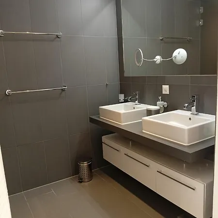 Daire Luxury Penthouse 4 Bedroom 8 Min Walk To Wef *